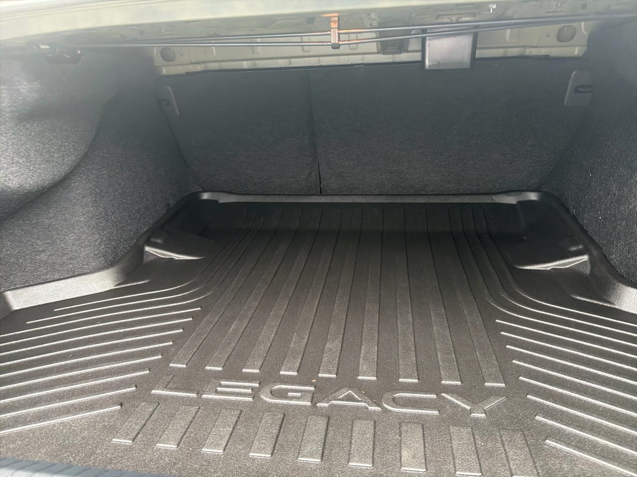 Subaru Legacy Premium AWD 2024