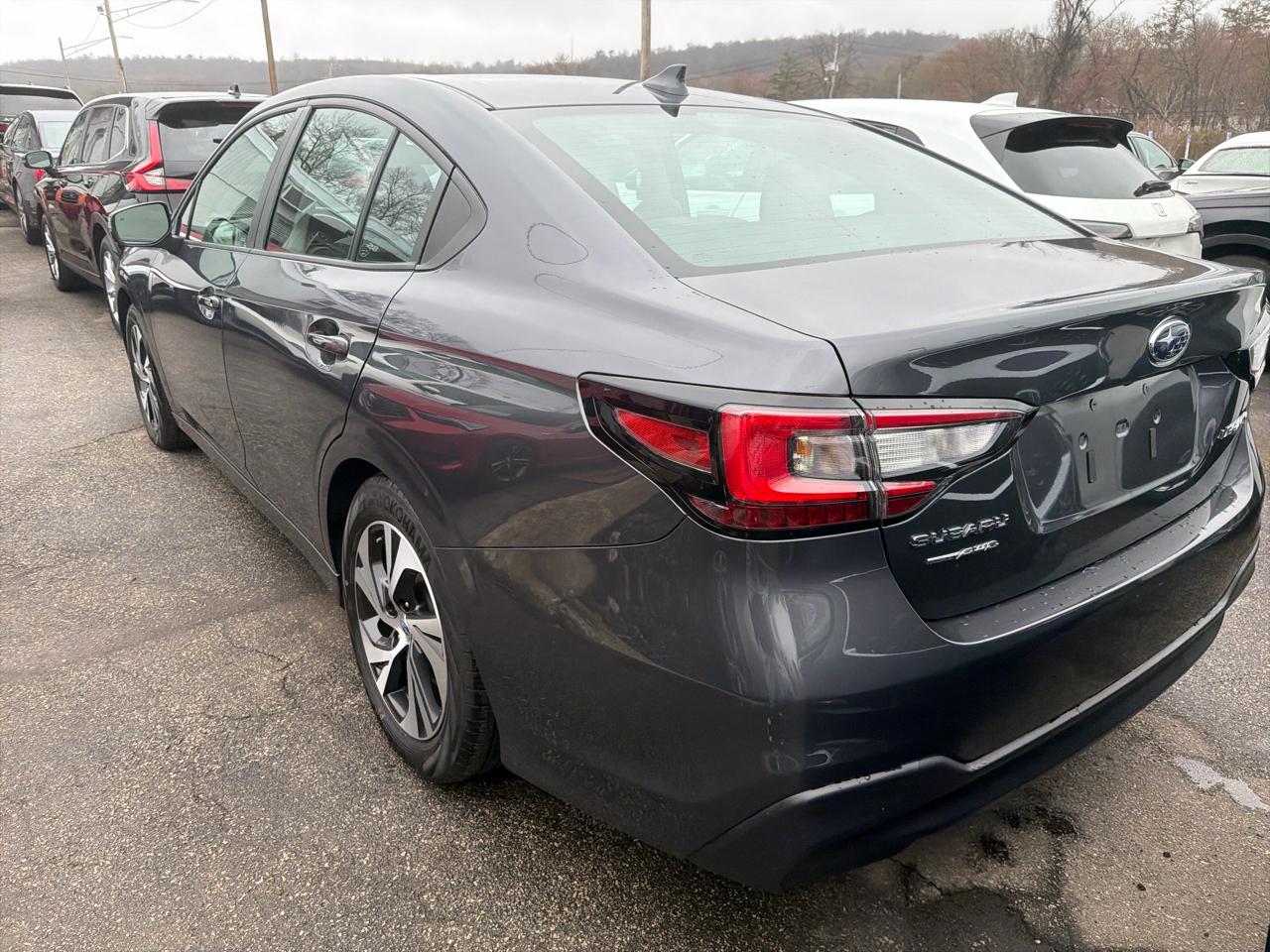 Subaru Legacy Premium AWD 2024