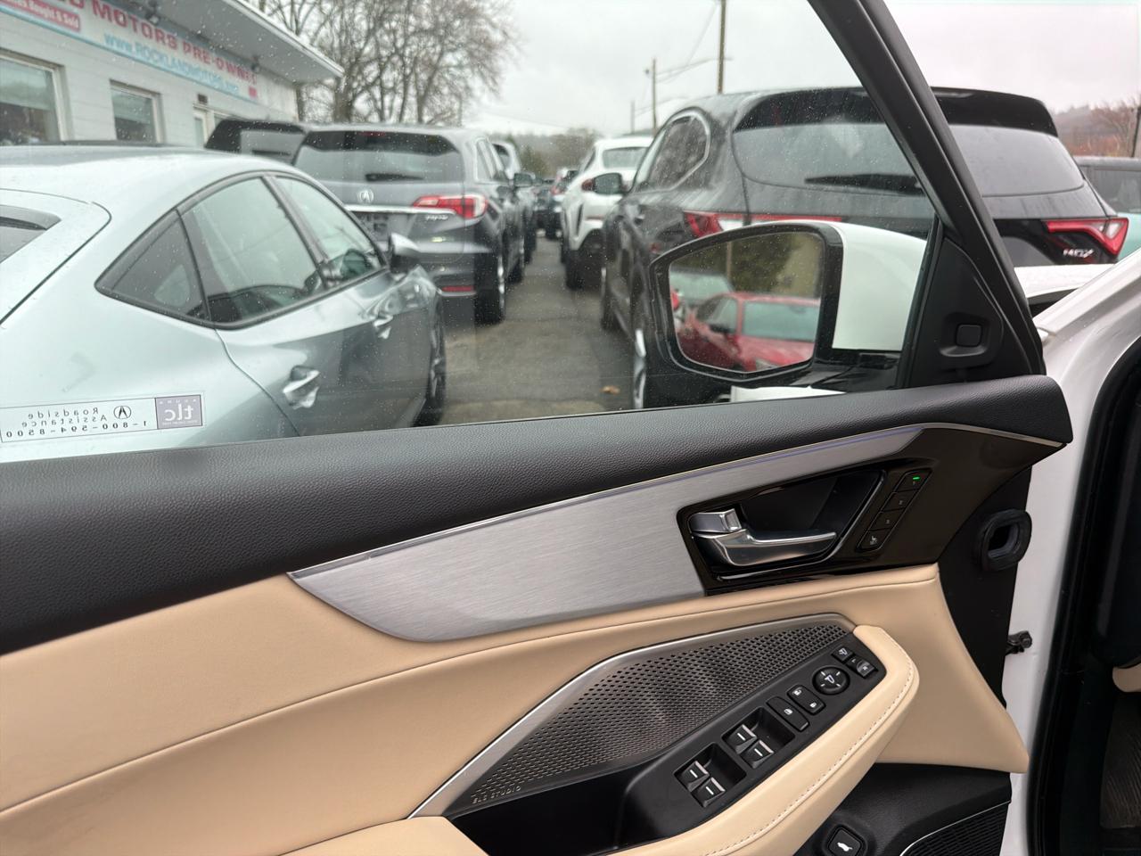 Acura MDX SH-AWD w/Technology Package 2023