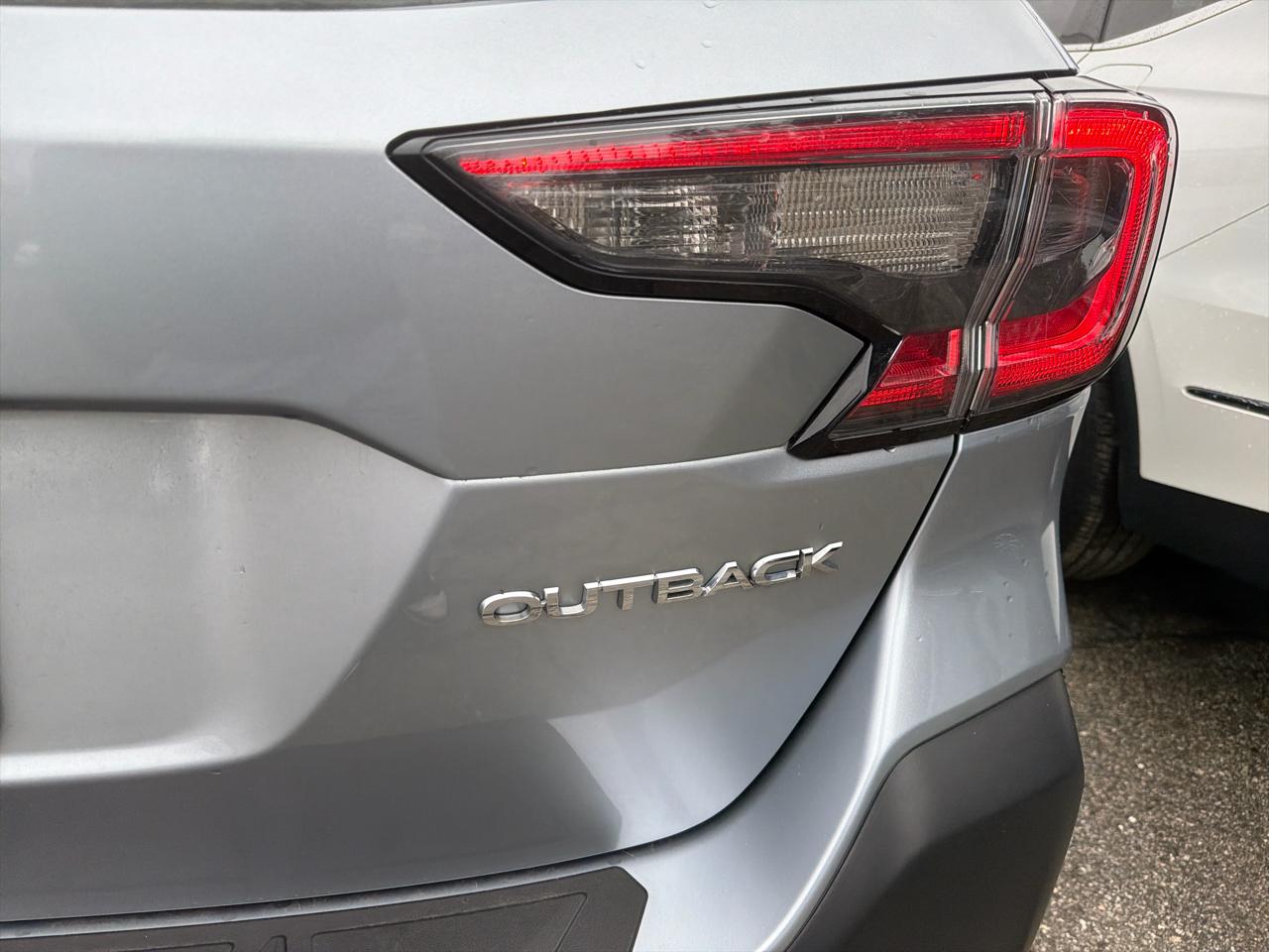 Subaru Outback Premium AWD 2024