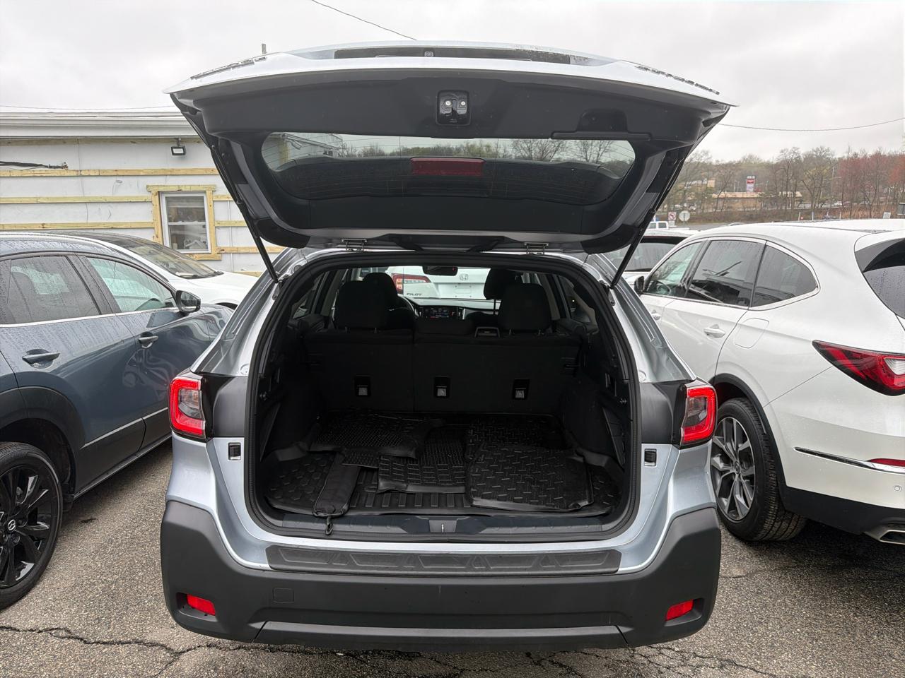 Subaru Outback Premium AWD 2024