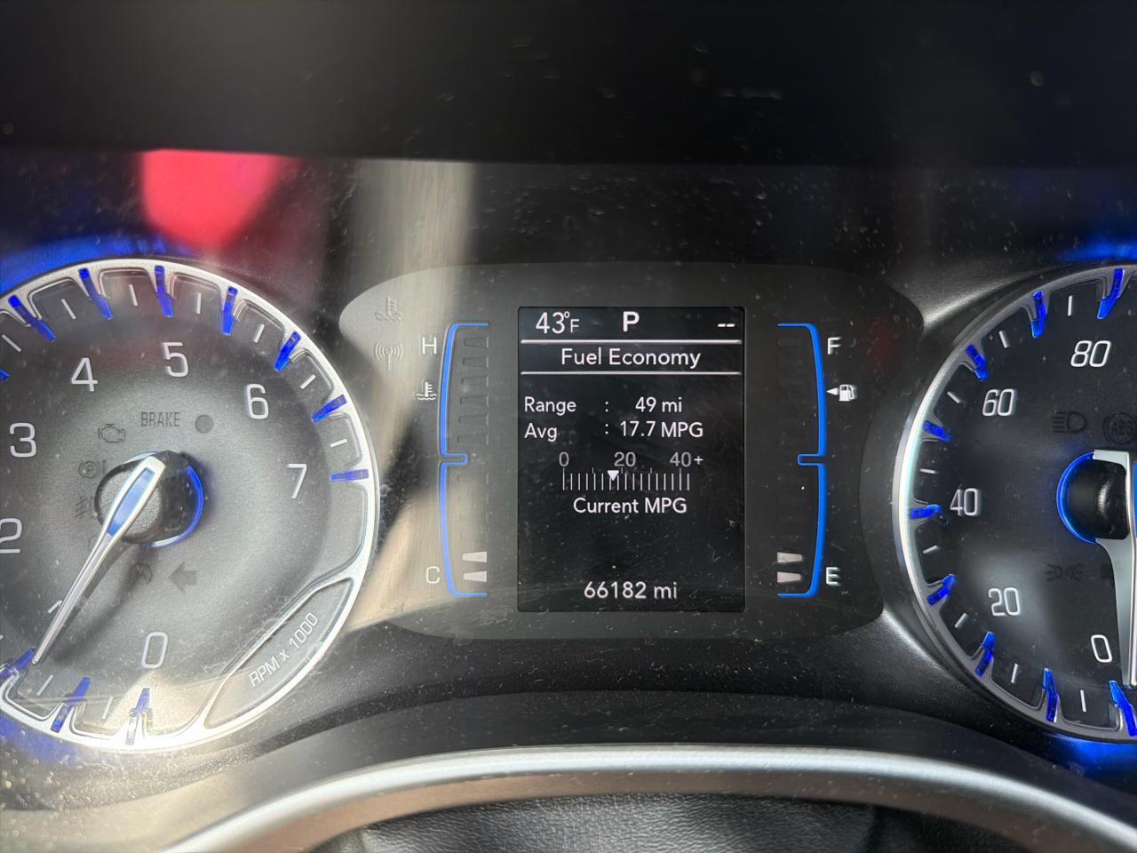 Chrysler Pacifica Touring L FWD 2019