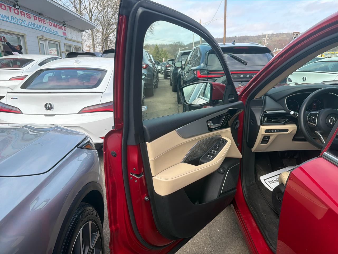 Acura MDX SH-AWD w/Technology Package 2023