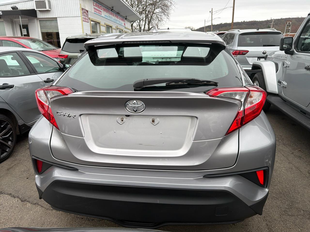 Toyota C-HR XLE 2018