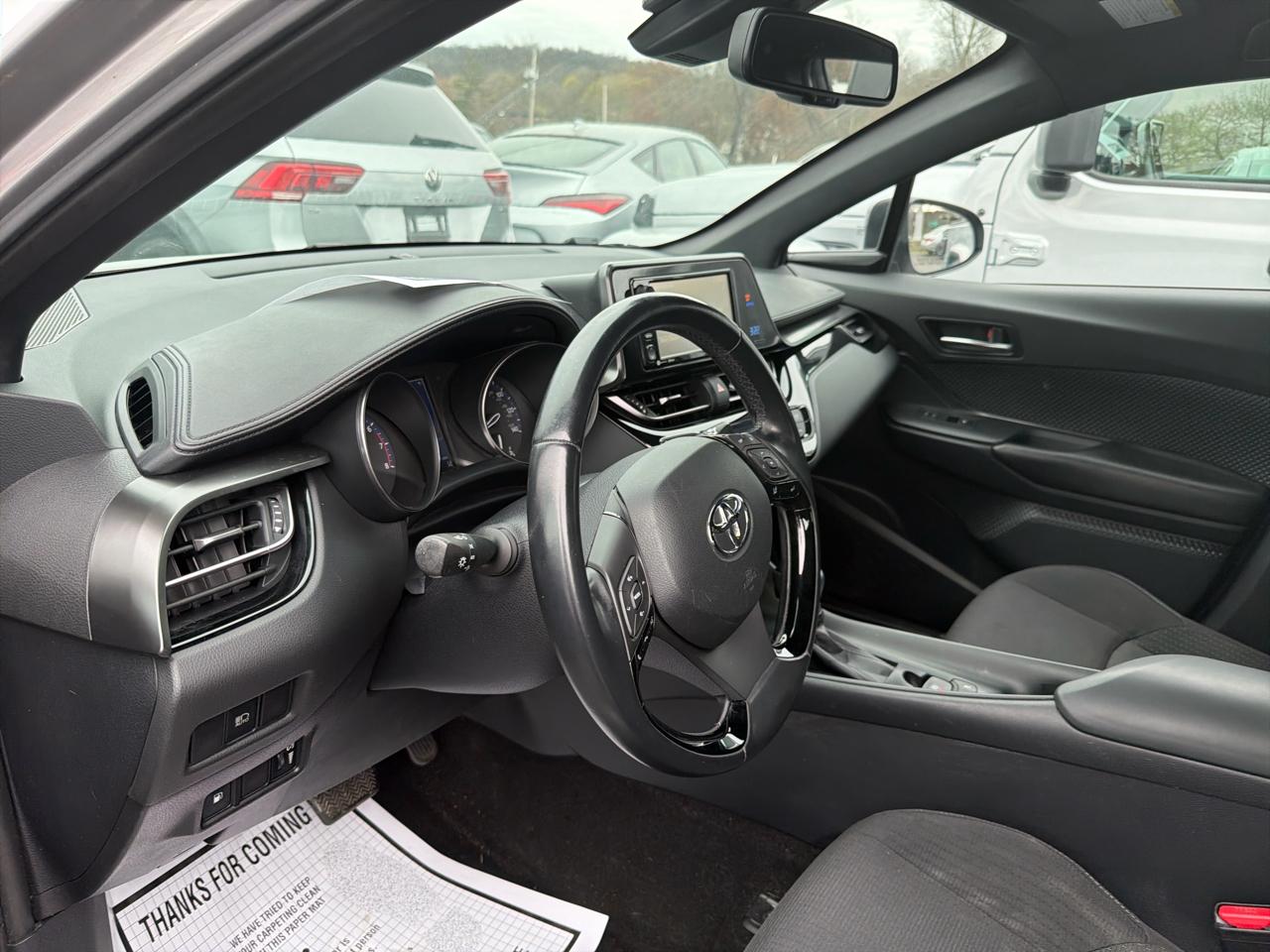 Toyota C-HR XLE 2018