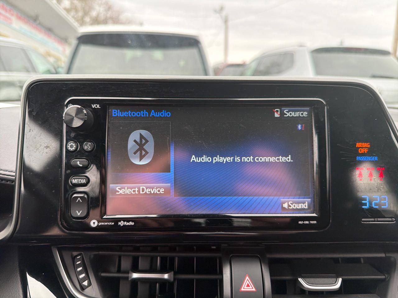 Toyota C-HR XLE 2018