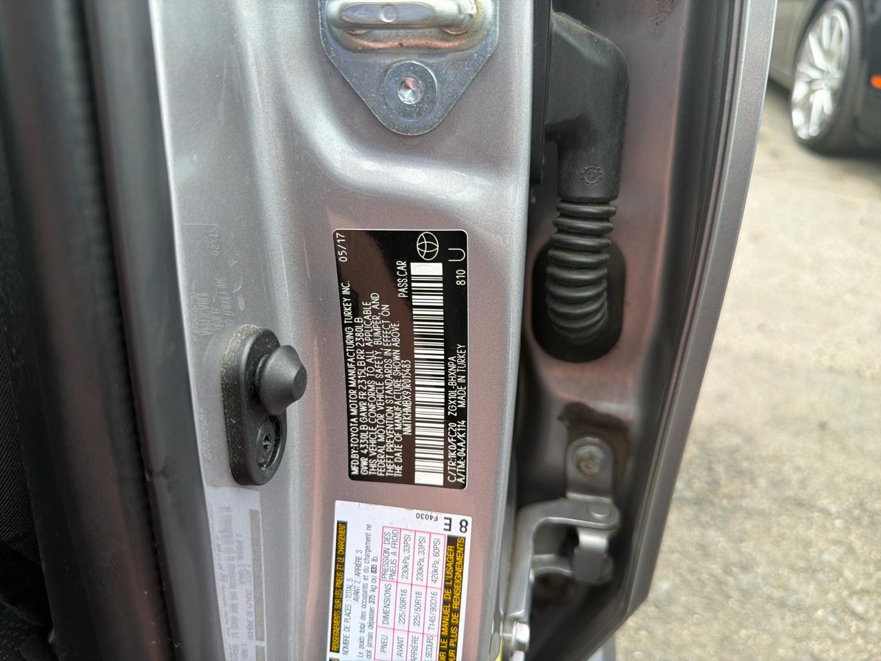 Toyota C-HR XLE 2018