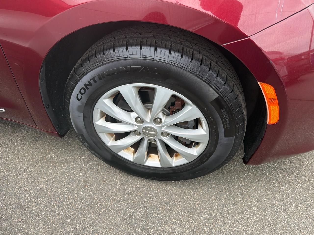 Chrysler Pacifica Touring L FWD 2018