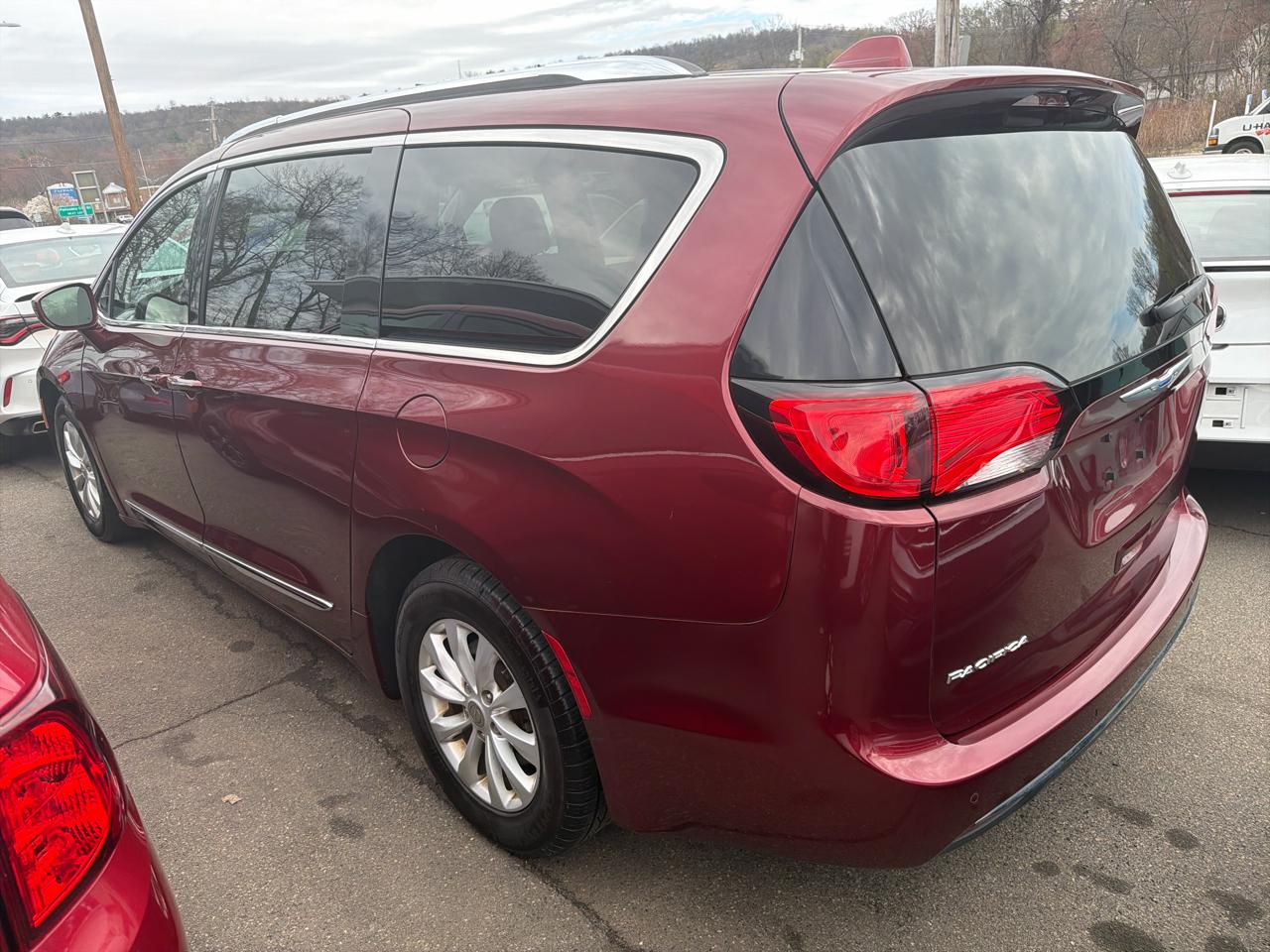 Chrysler Pacifica Touring L FWD 2018