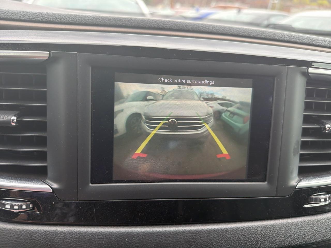 Chrysler Pacifica Touring L FWD 2018