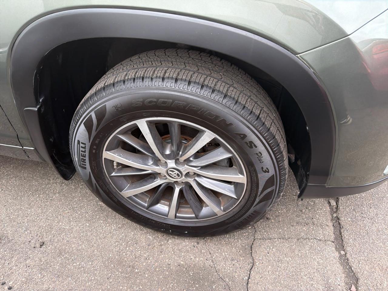 Toyota Highlander XLE V6 AWD (Natl) 2018