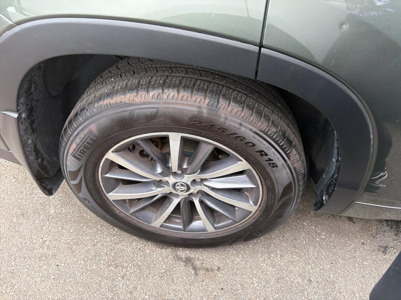 Toyota Highlander XLE V6 AWD (Natl) 2018