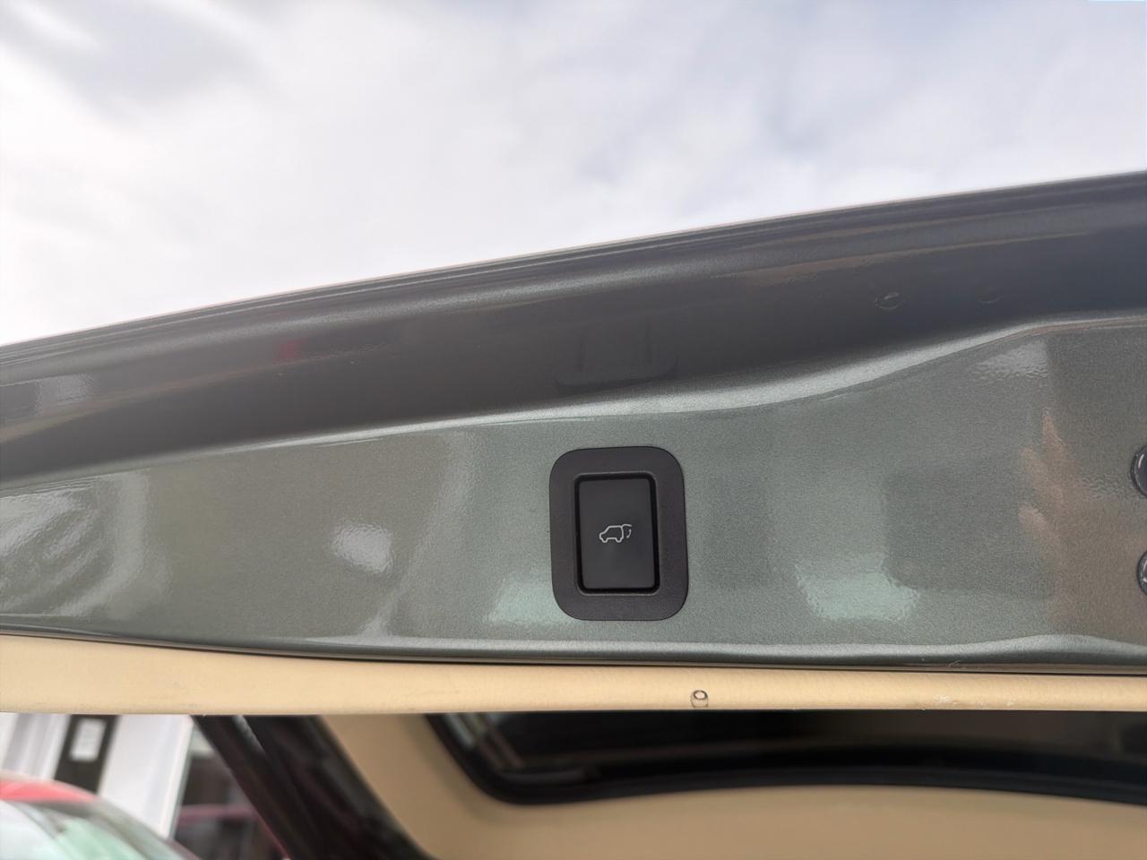 Toyota Highlander XLE V6 AWD (Natl) 2018