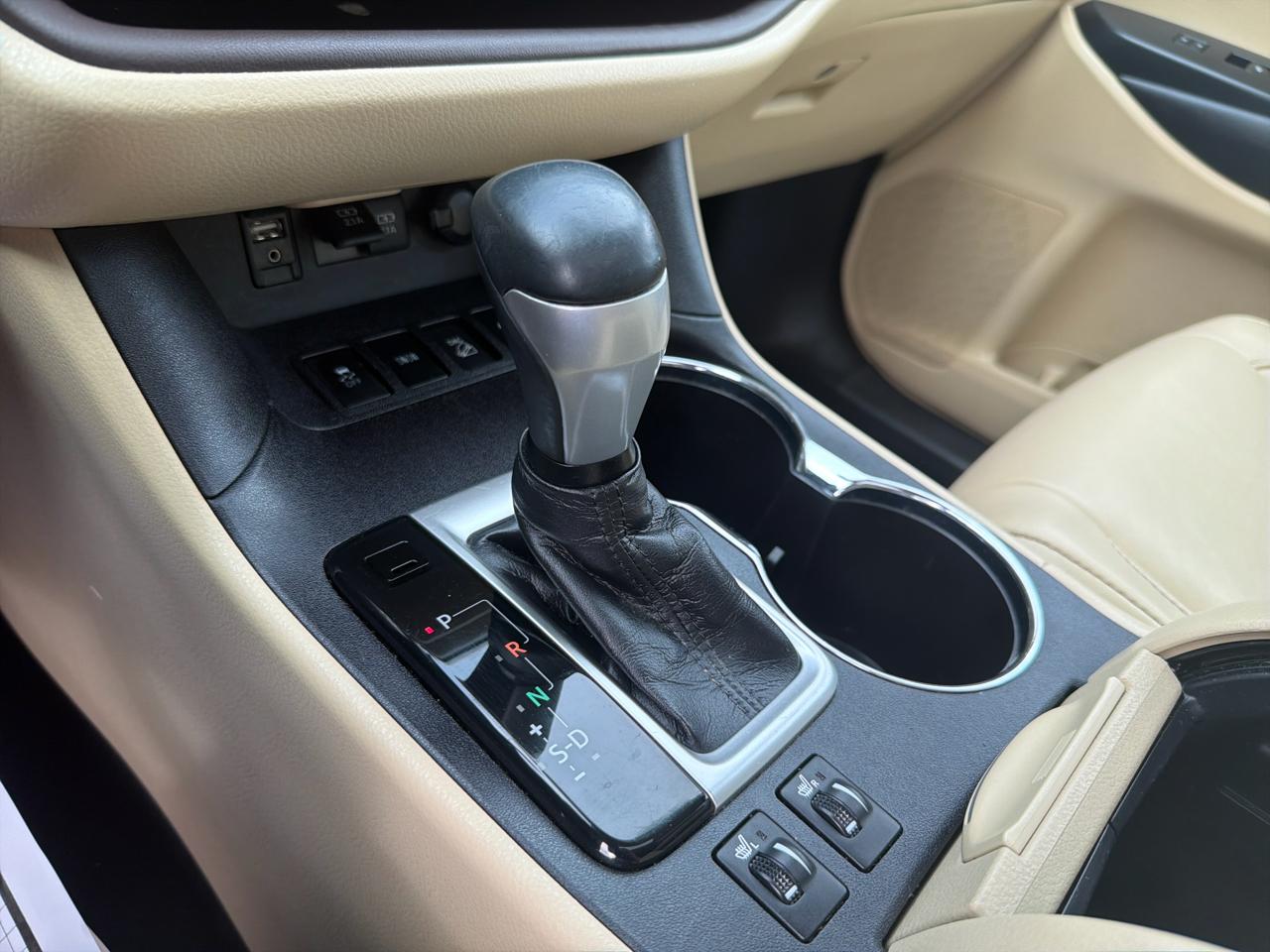 Toyota Highlander XLE V6 AWD (Natl) 2018