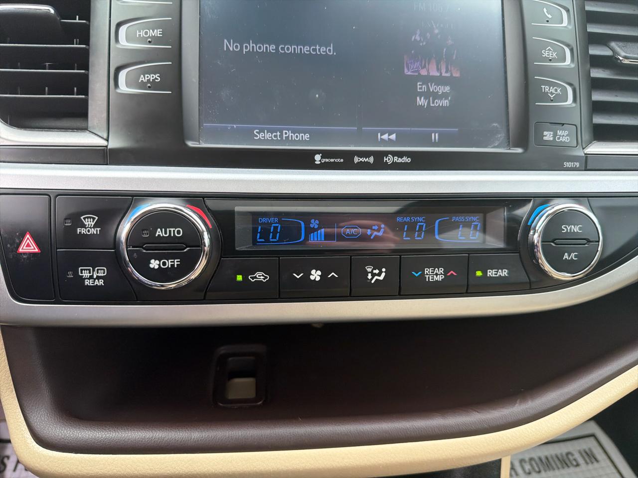 Toyota Highlander XLE V6 AWD (Natl) 2018