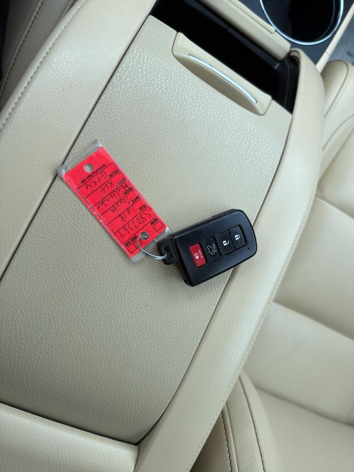 Toyota Highlander XLE V6 AWD (Natl) 2018