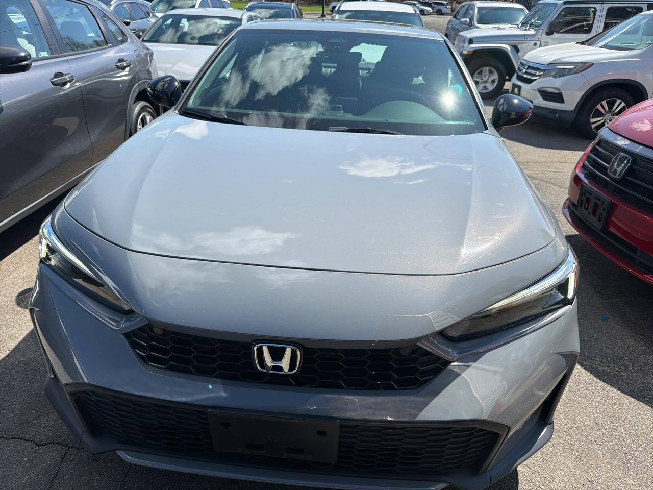 Honda Civic Sedan Hybrid  2025