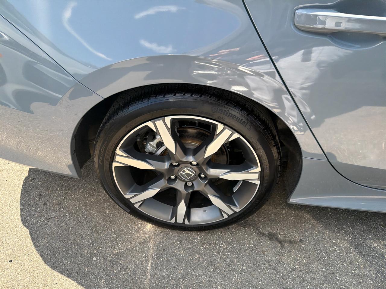 Honda Civic Sedan Hybrid  2025