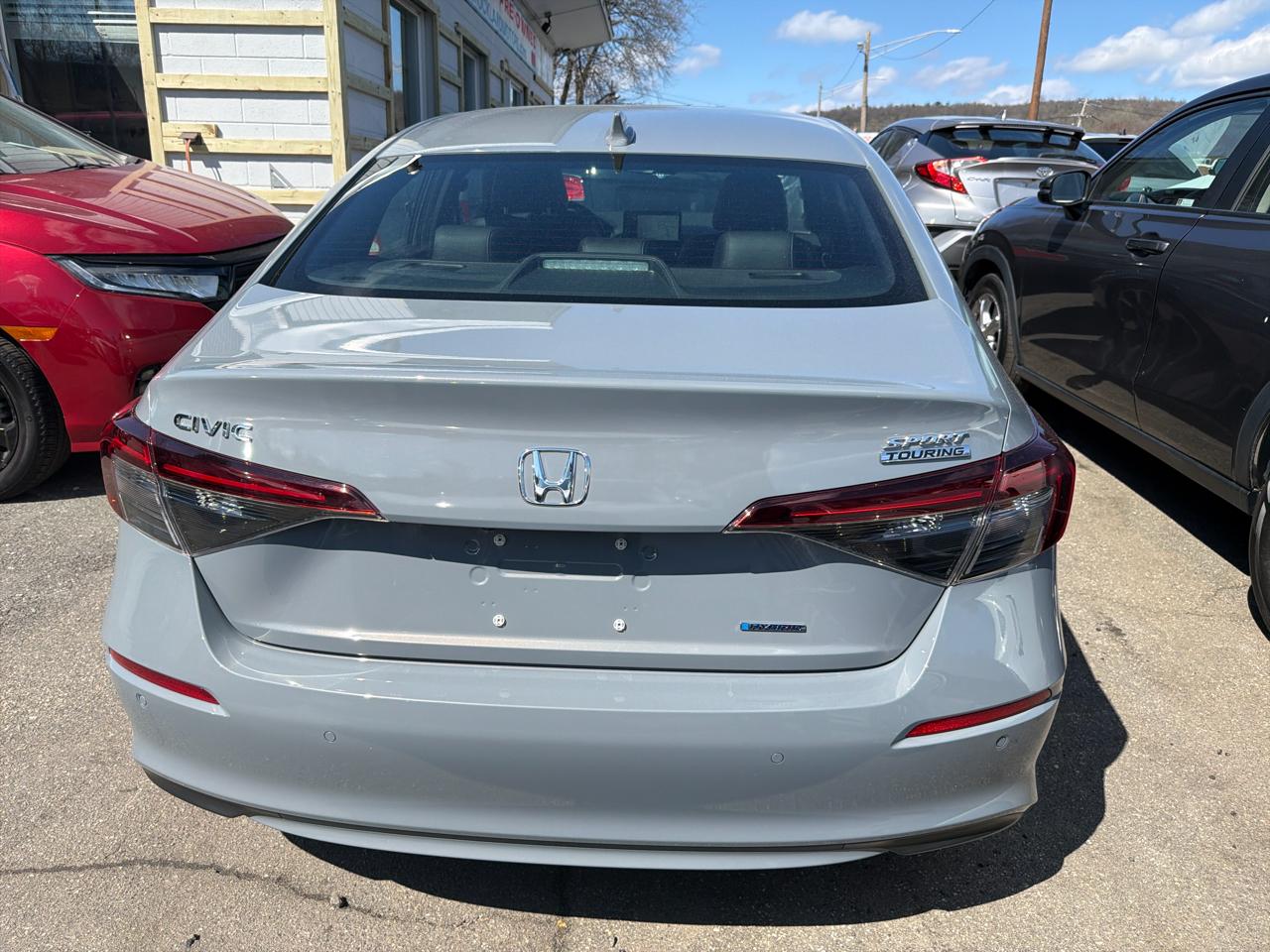 Honda Civic Sedan Hybrid  2025