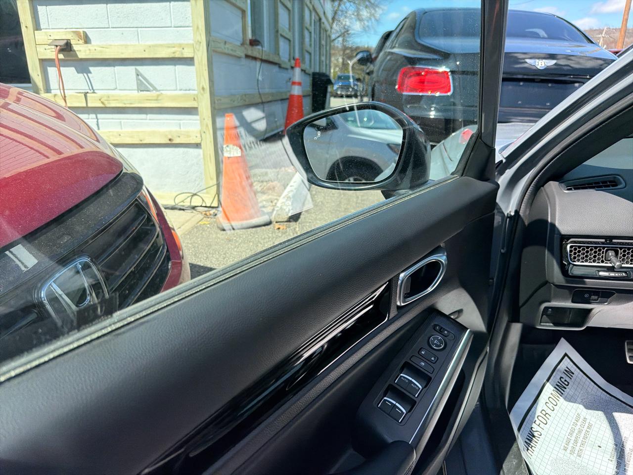 Honda Civic Sedan Hybrid  2025