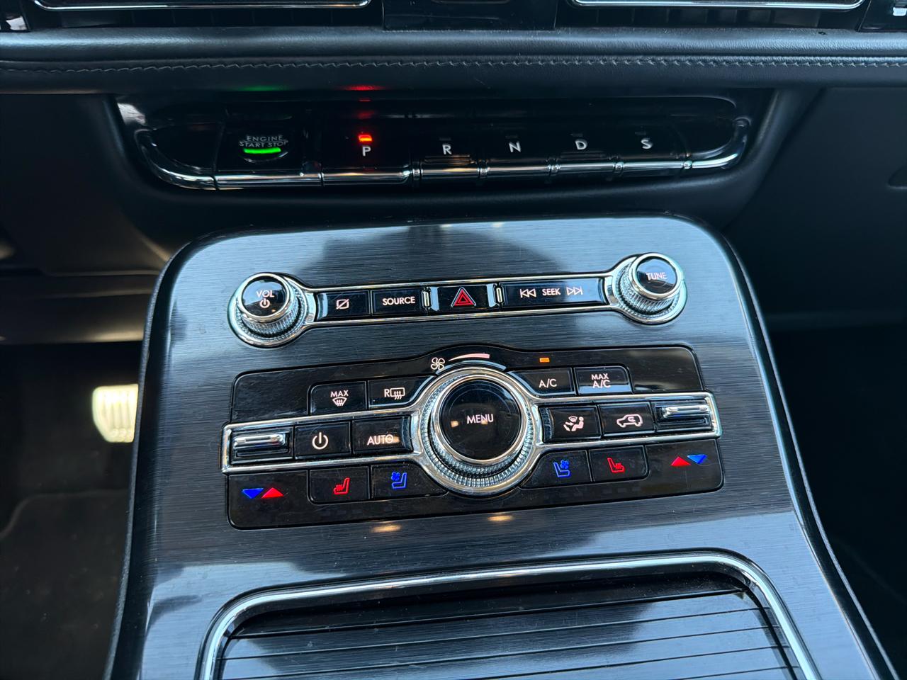 Lincoln Nautilus Reserve AWD 2022