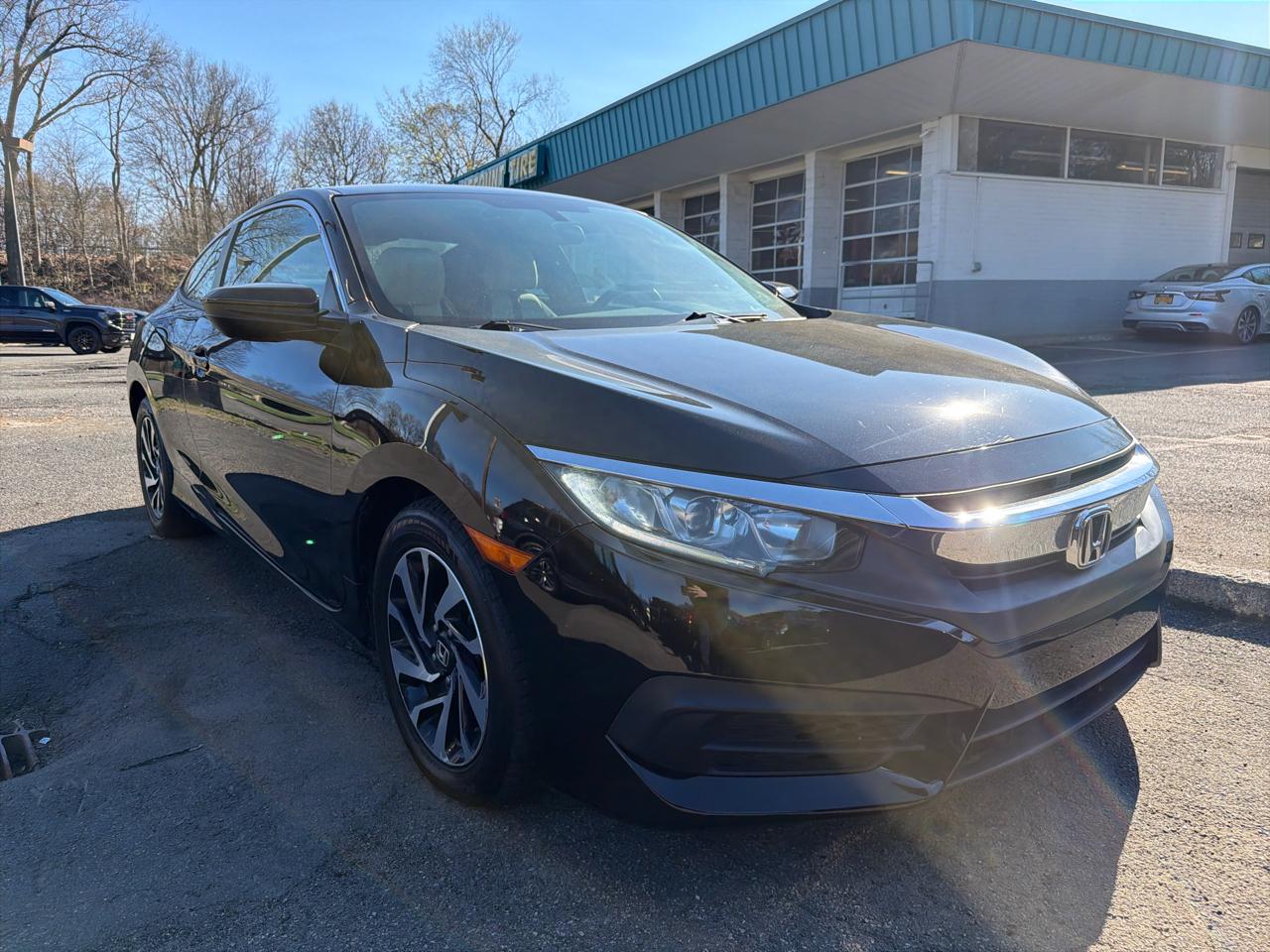 Honda Civic Coupe LX CVT 2018