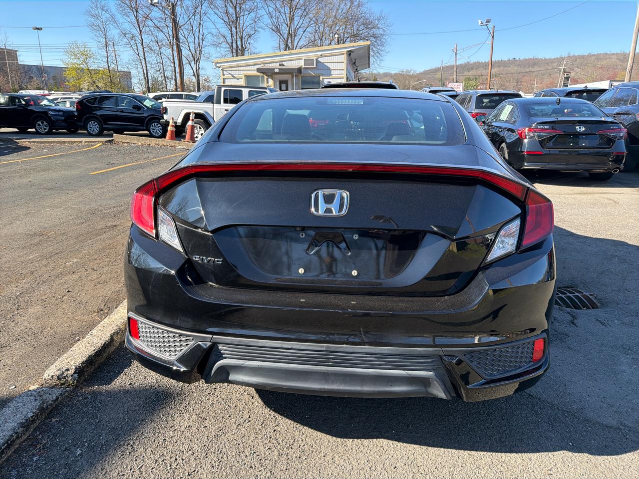 Honda Civic Coupe LX CVT 2018