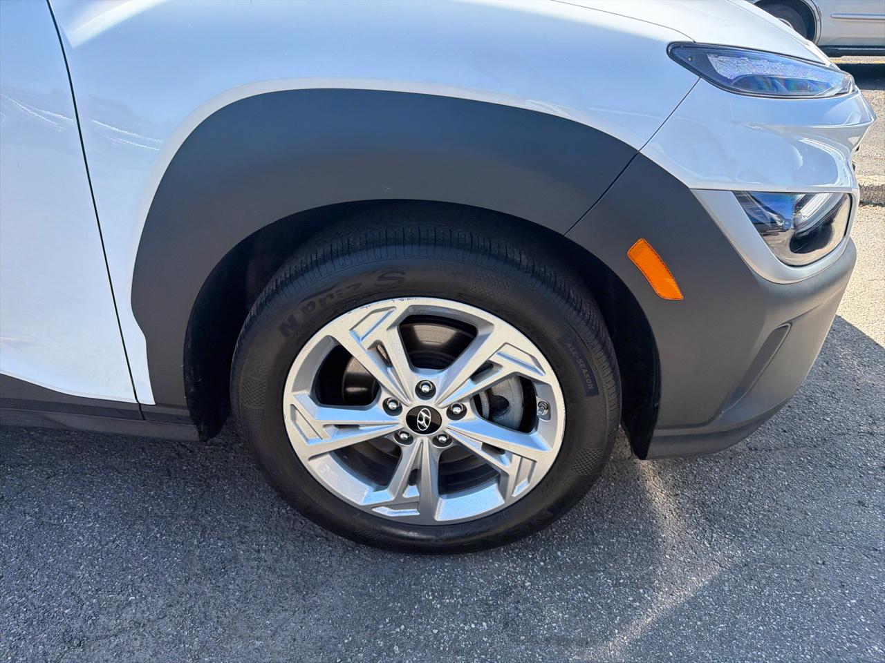 Hyundai Kona SEL Auto AWD 2023