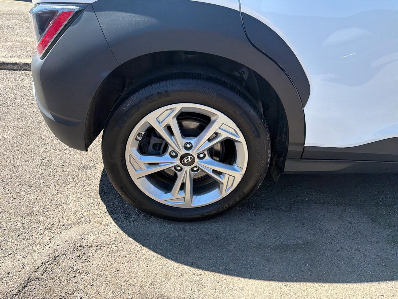 Hyundai Kona SEL Auto AWD 2023