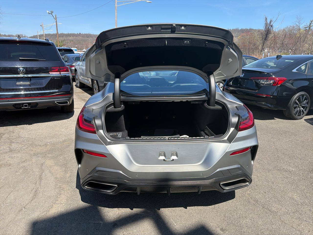 BMW 8 Series M850i xDrive Coupe 2020