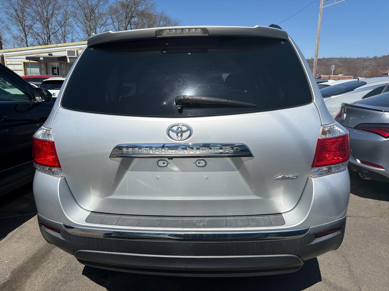 Toyota Highlander 4WD 4dr V6 Limited (Natl) 2012