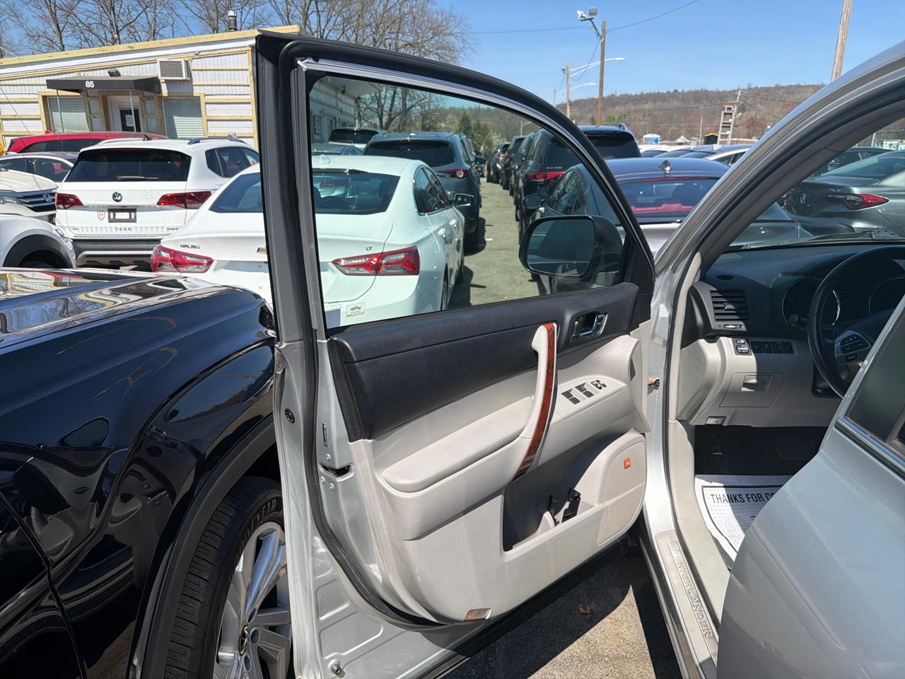 Toyota Highlander 4WD 4dr V6 Limited (Natl) 2012