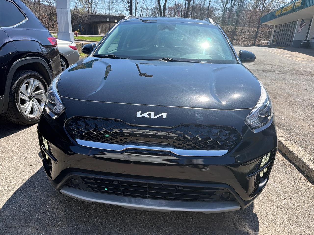 Kia Niro LXS FWD 2022