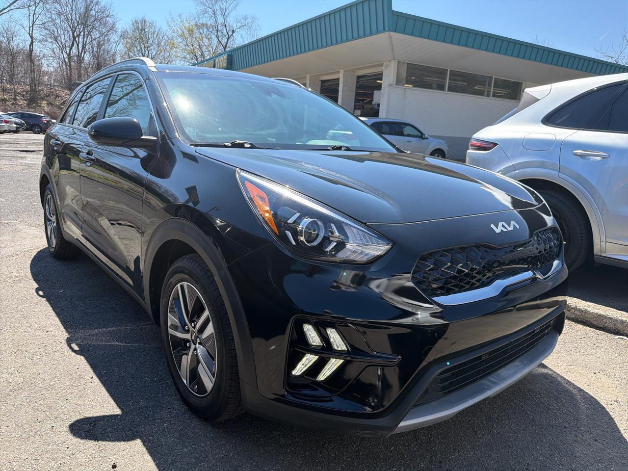Kia Niro LXS FWD 2022