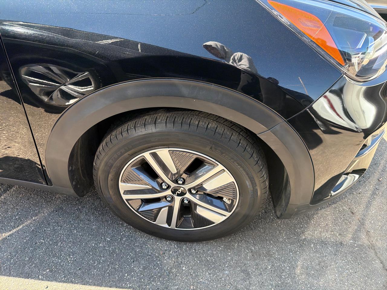 Kia Niro LXS FWD 2022