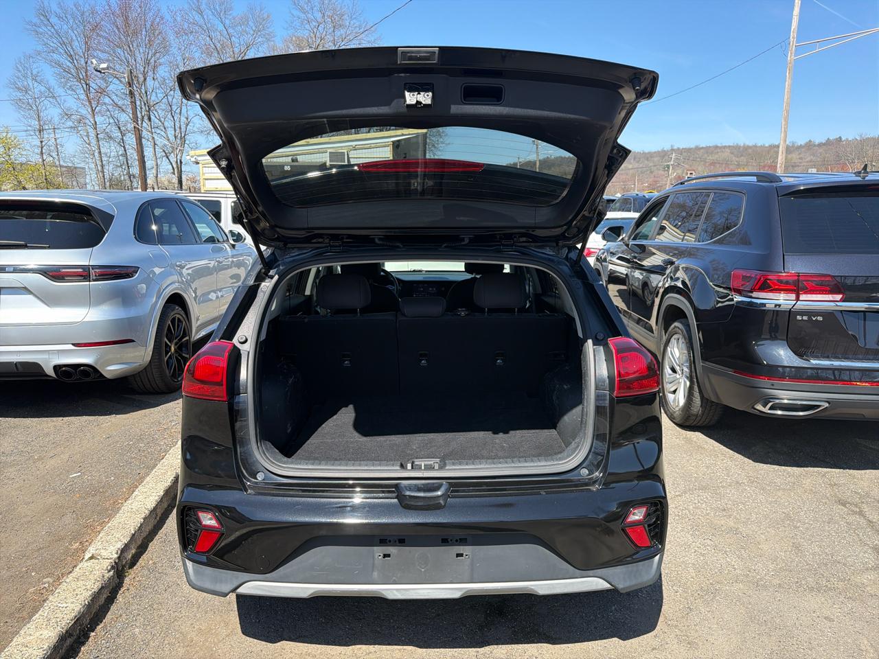 Kia Niro LXS FWD 2022