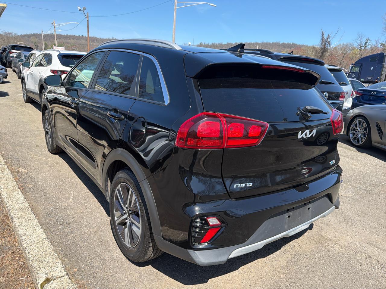 Kia Niro LXS FWD 2022