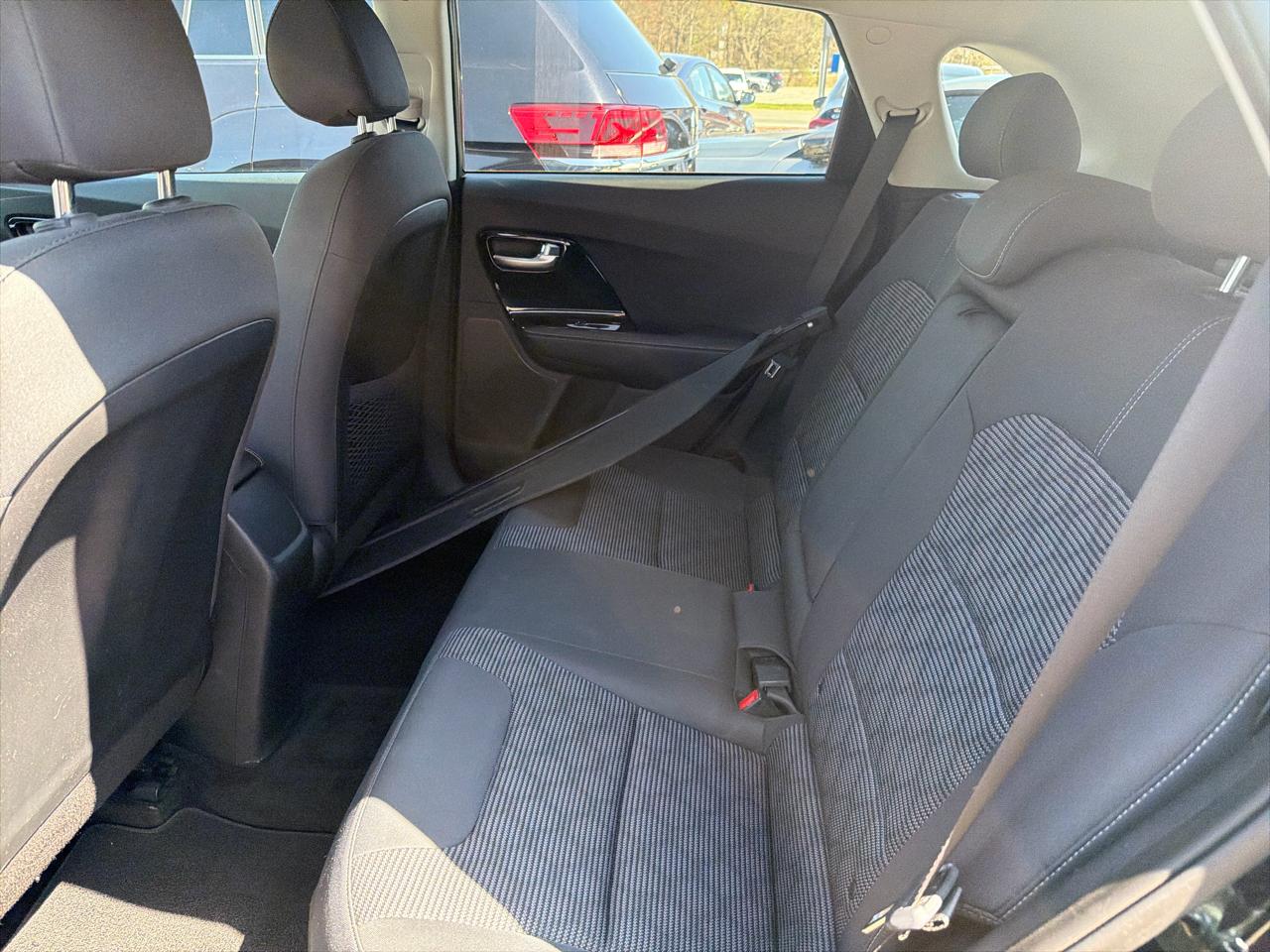 Kia Niro LXS FWD 2022