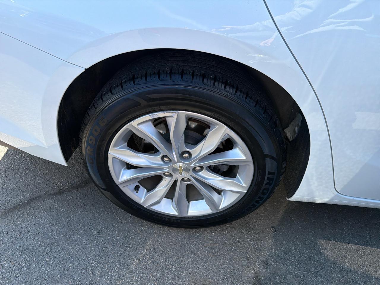 Chevrolet Malibu 4dr Sdn LT 2021