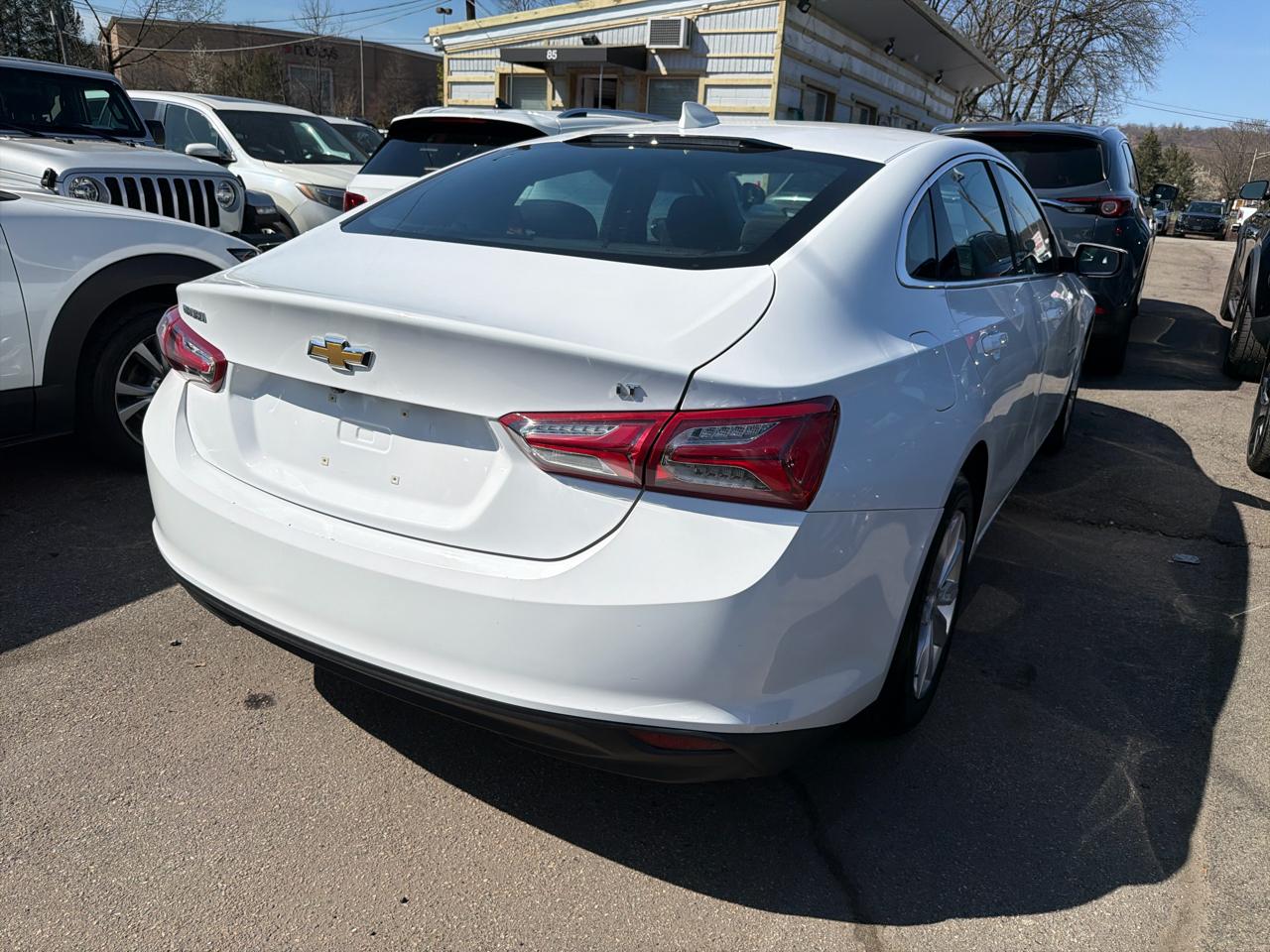 Chevrolet Malibu 4dr Sdn LT 2021