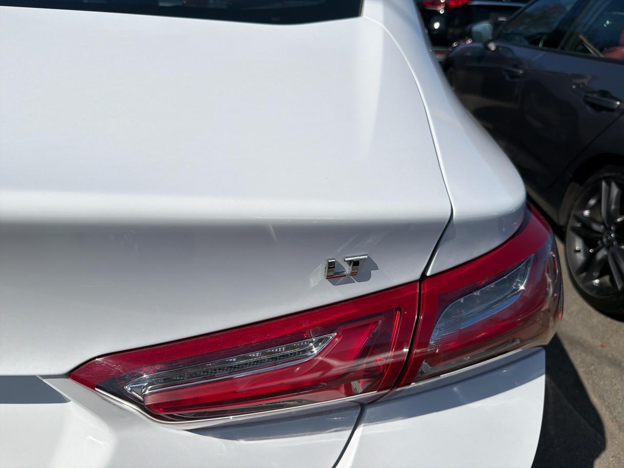 Chevrolet Malibu 4dr Sdn LT 2021