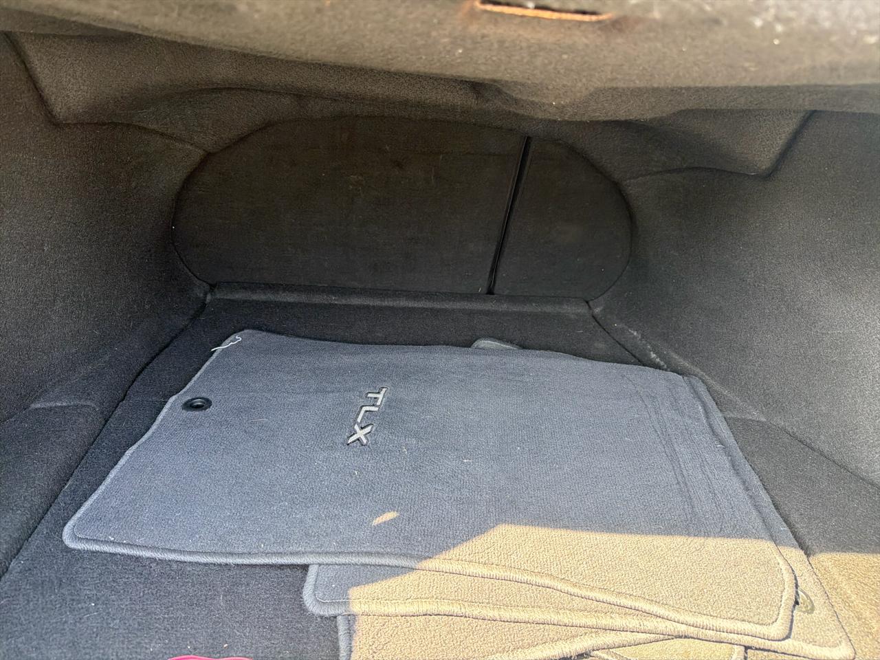 Acura TLX 2.4L FWD 2018