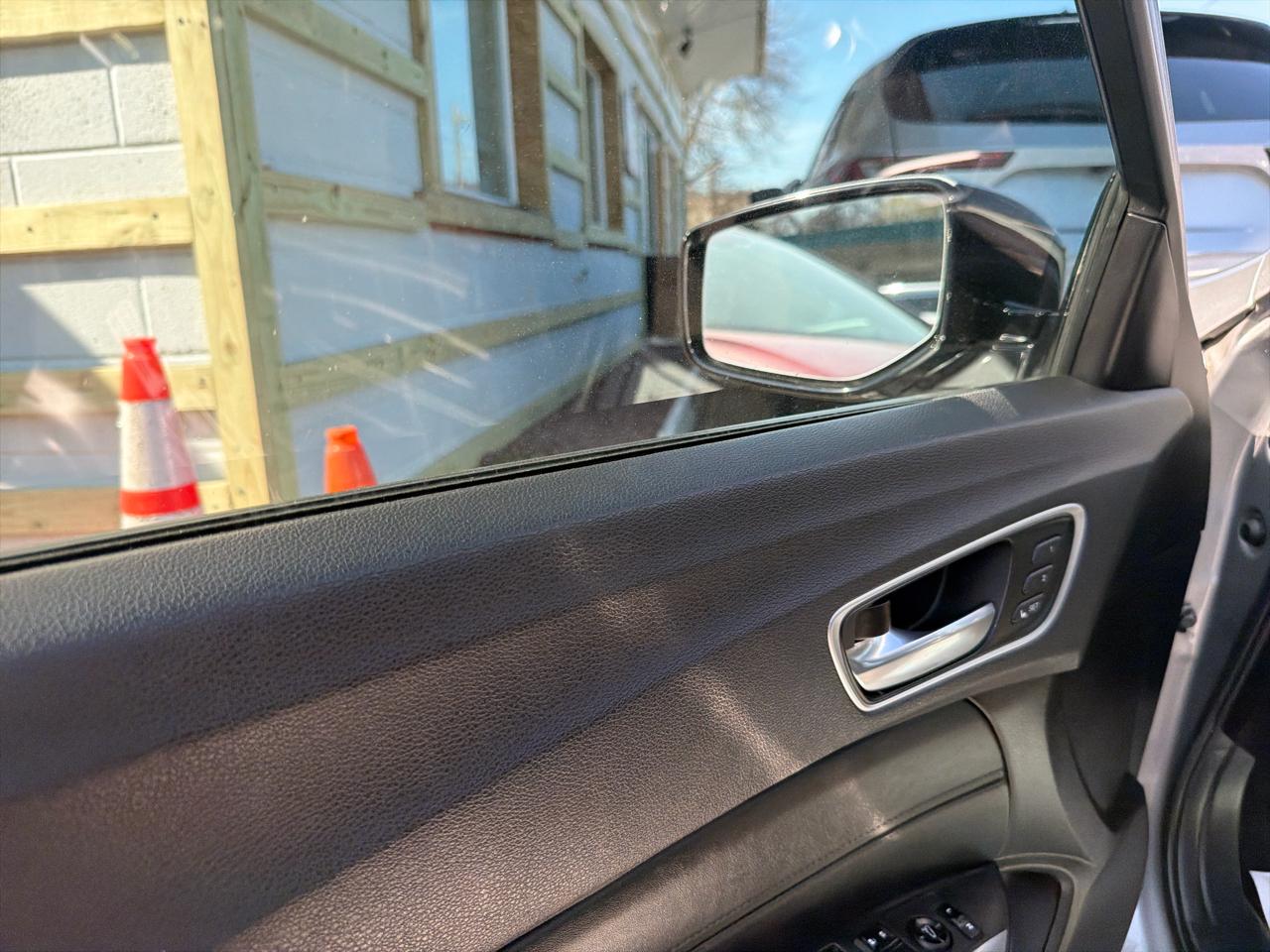 Acura TLX 2.4L FWD 2018