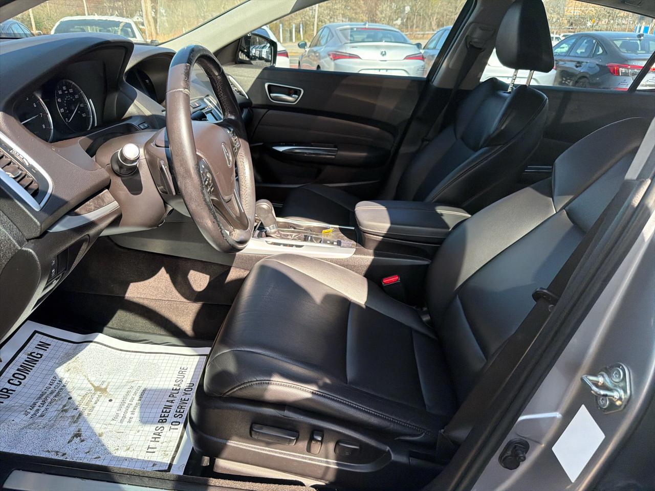 Acura TLX 2.4L FWD 2018