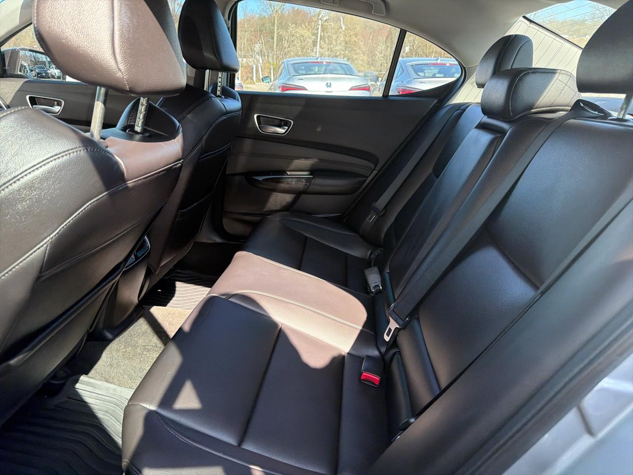 Acura TLX 2.4L FWD 2018