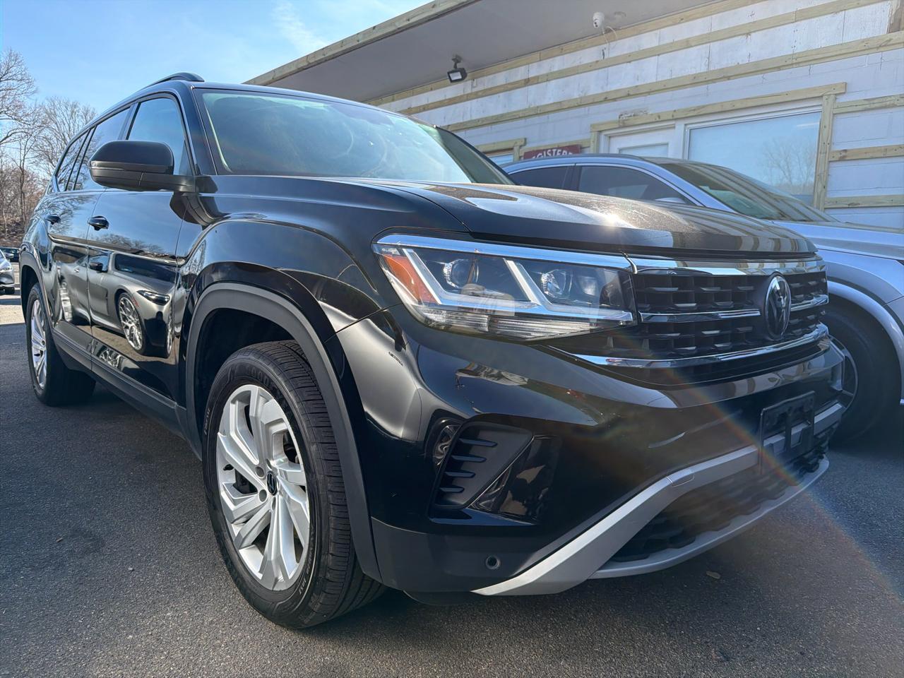 Volkswagen Atlas 3.6L V6 SE w/Technology 4MOTION 2023