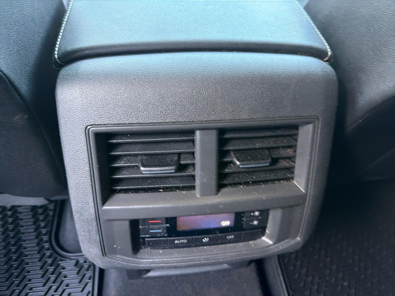 Volkswagen Atlas 3.6L V6 SE w/Technology 4MOTION 2023