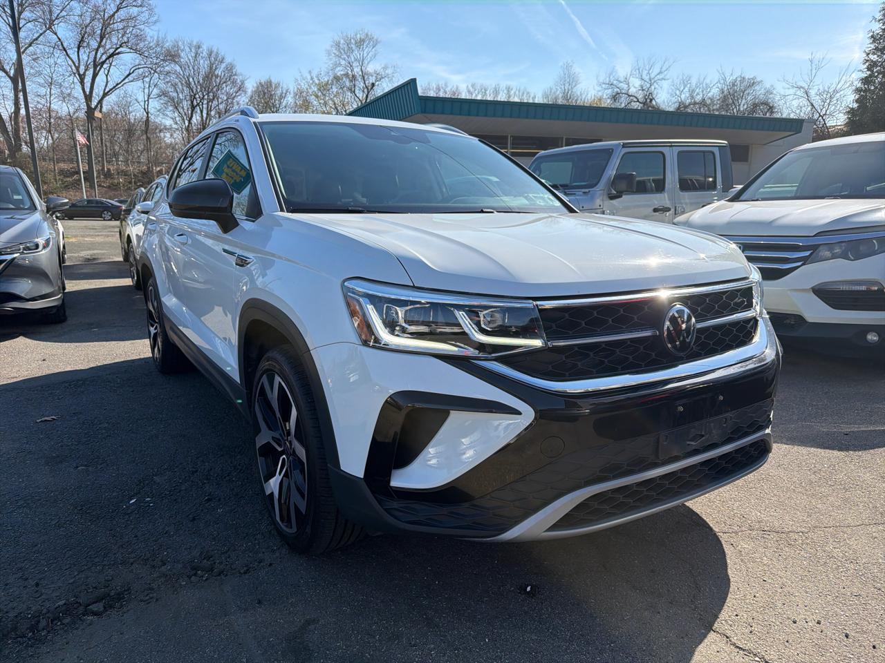 Volkswagen Taos SEL 4MOTION *Ltd Avail* 2023