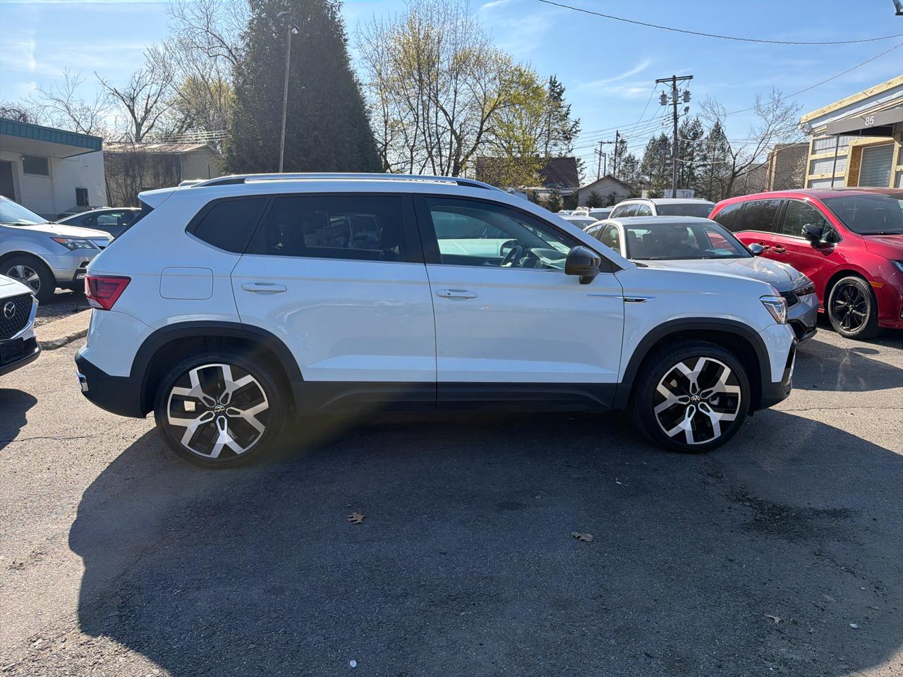 Volkswagen Taos SEL 4MOTION *Ltd Avail* 2023