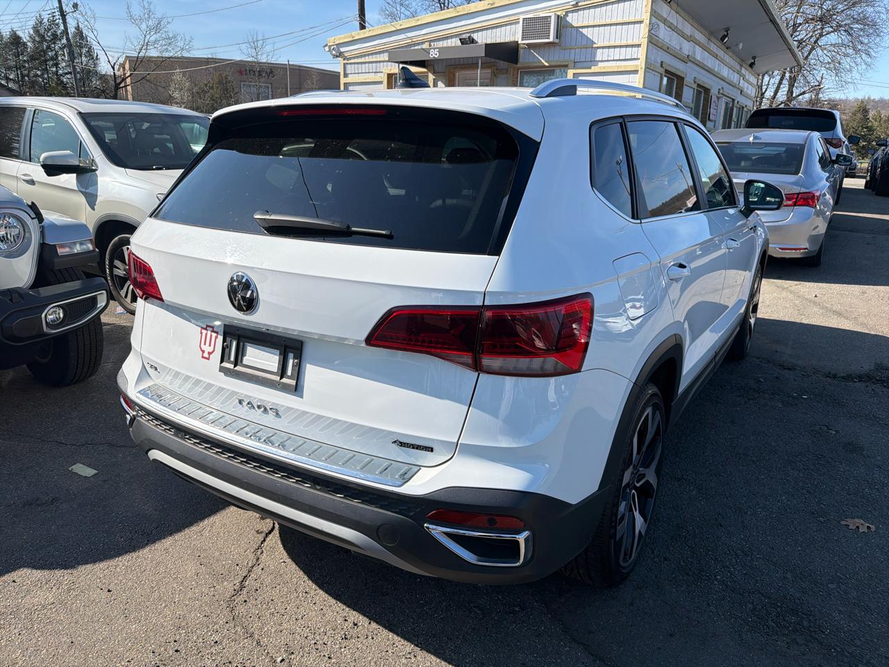 Volkswagen Taos SEL 4MOTION *Ltd Avail* 2023